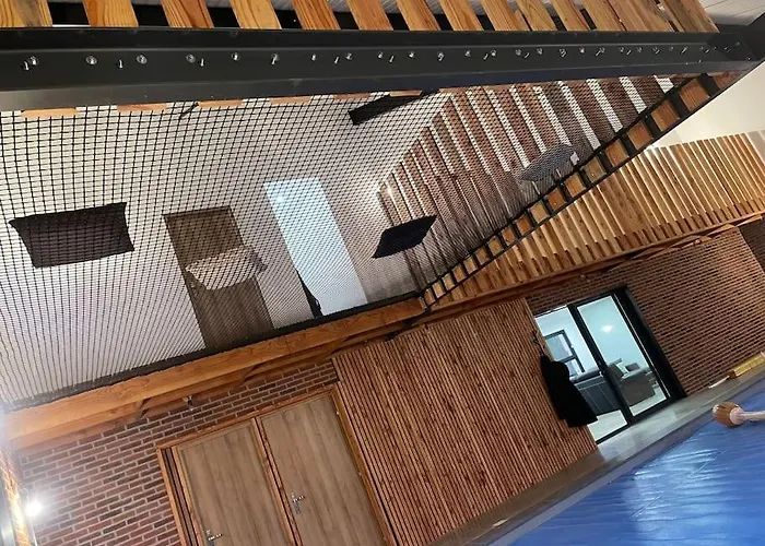 Quelque Part Au Calme.