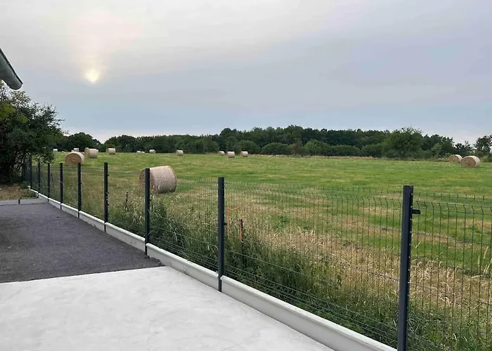 Villa Quelque Part Au Calme.