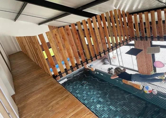 Quelque Part Au Calme.